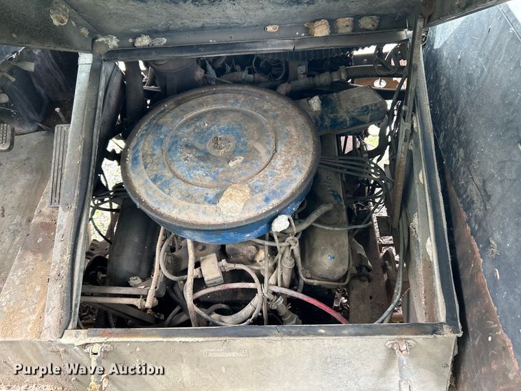 image for item EK4574 1975 Ford school bus