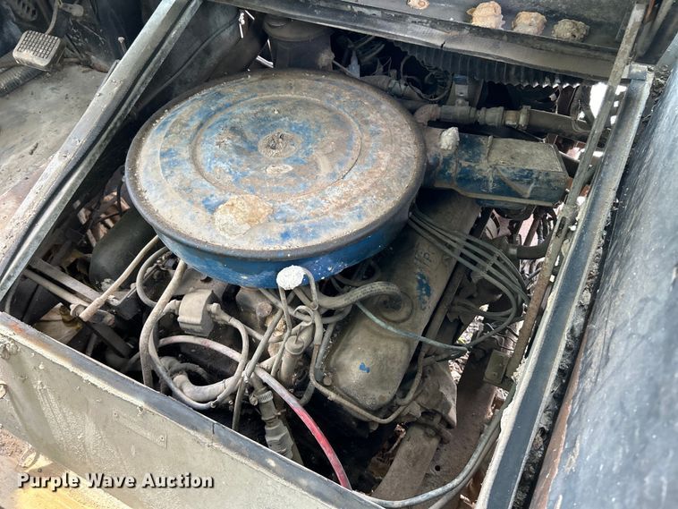 image for item EK4574 1975 Ford school bus