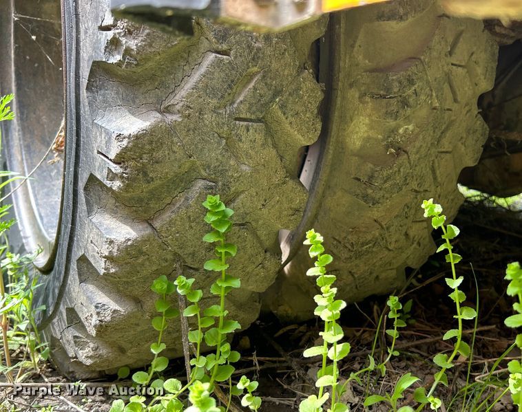 image for item EK4574 1975 Ford school bus