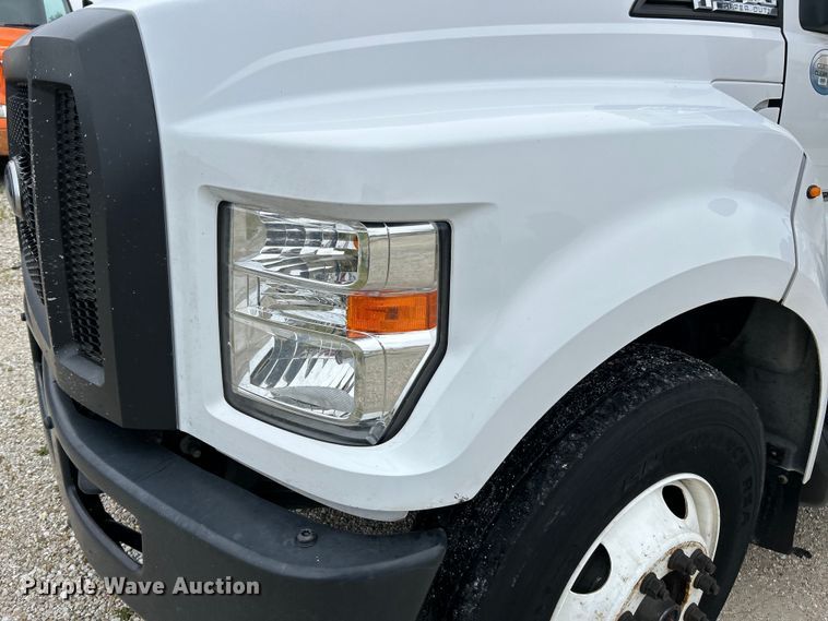 image for item EK4593 2017 Ford F750 Super Duty  box truck