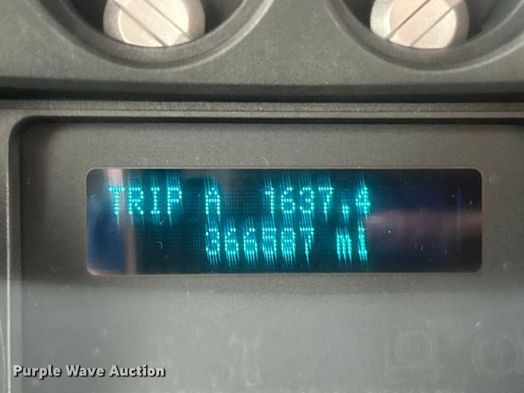 image for item EK4593 2017 Ford F750 Super Duty  box truck