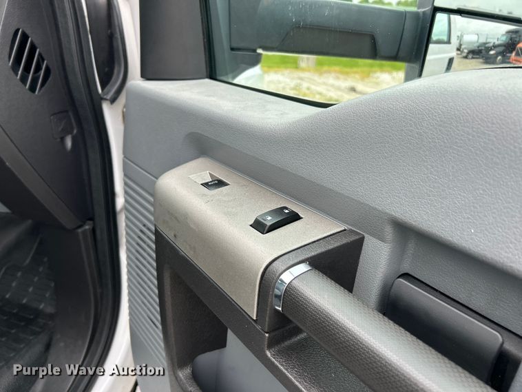 image for item EK4593 2017 Ford F750 Super Duty  box truck