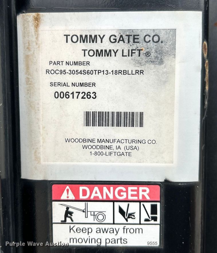 image for item EK4593 2017 Ford F750 Super Duty  box truck