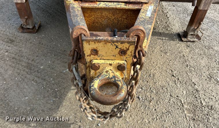 image for item EK4602 1997 Belshe DT255 equipment trailer