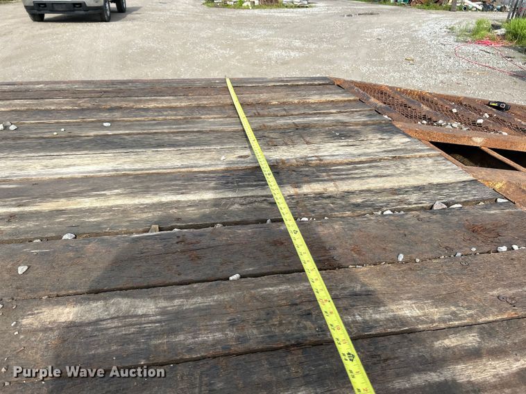 image for item EK4602 1997 Belshe DT255 equipment trailer