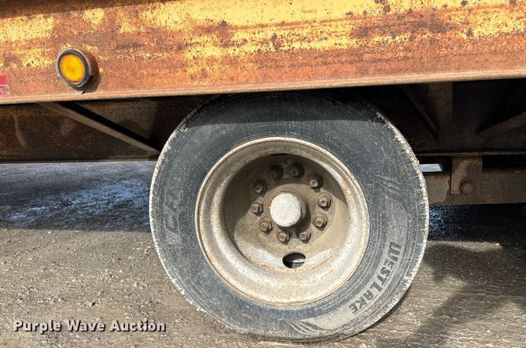 image for item EK4602 1997 Belshe DT255 equipment trailer