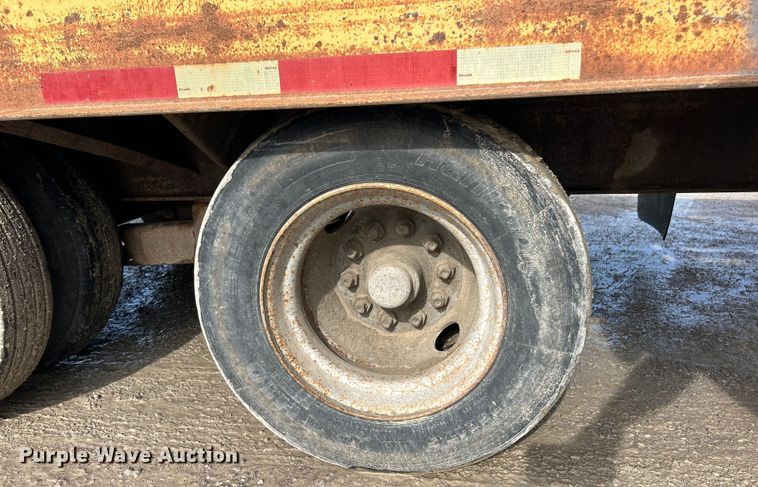 image for item EK4602 1997 Belshe DT255 equipment trailer