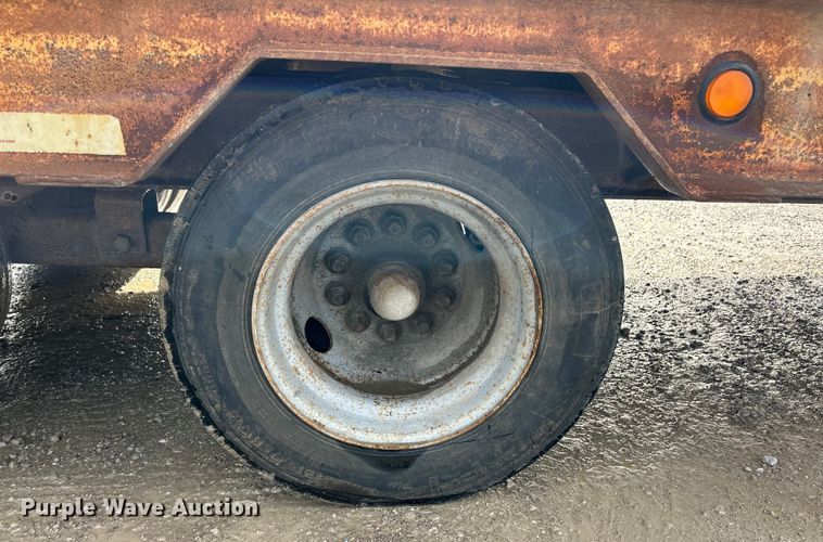 image for item EK4602 1997 Belshe DT255 equipment trailer