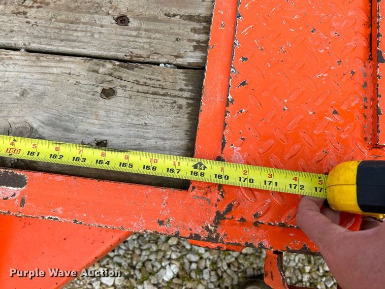 image for item EK4613 2018 Trailerman Trailers Inc HCT7142S10 equip trailer