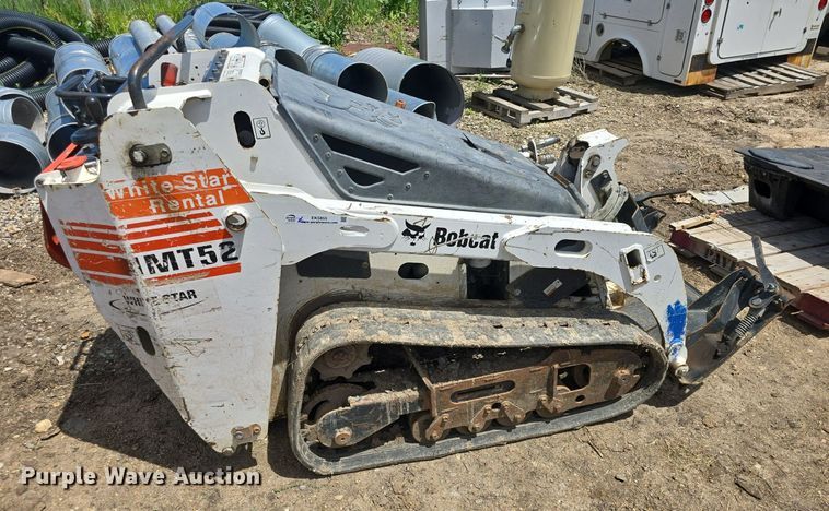 image for item EK5855 2009 Bobcat MT52 compact utility loader