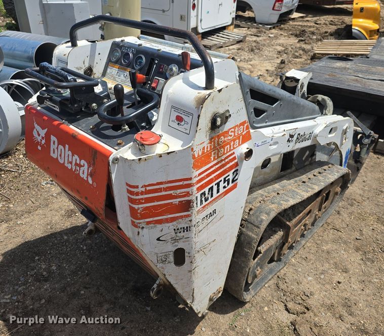 image for item EK5855 2009 Bobcat MT52 compact utility loader