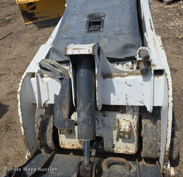 image for item EK5855 2009 Bobcat MT52 compact utility loader
