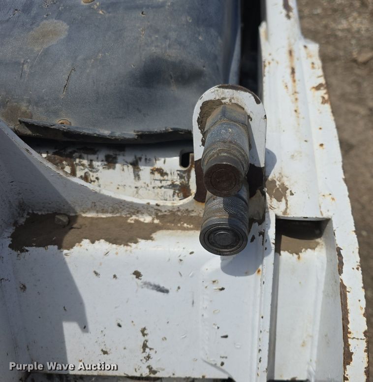 image for item EK5855 2009 Bobcat MT52 compact utility loader