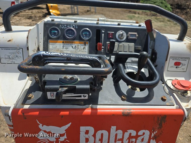 image for item EK5855 2009 Bobcat MT52 compact utility loader