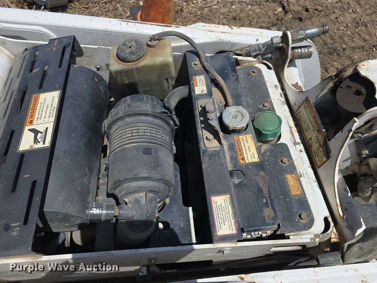 image for item EK5855 2009 Bobcat MT52 compact utility loader