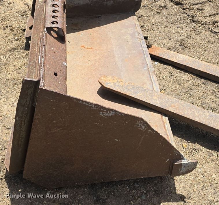 image for item EK5855 2009 Bobcat MT52 compact utility loader