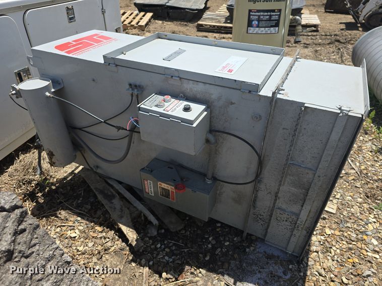 image for item EK5857 Sandblasting equipment 