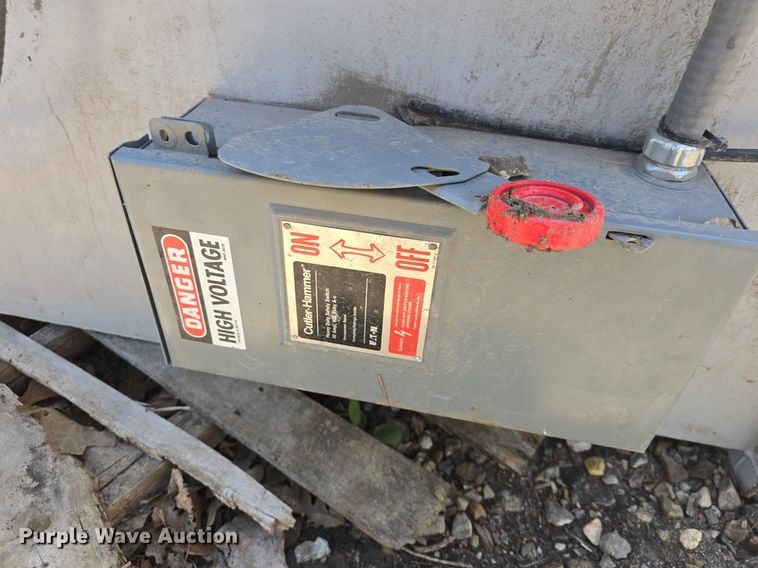 image for item EK5857 Sandblasting equipment 