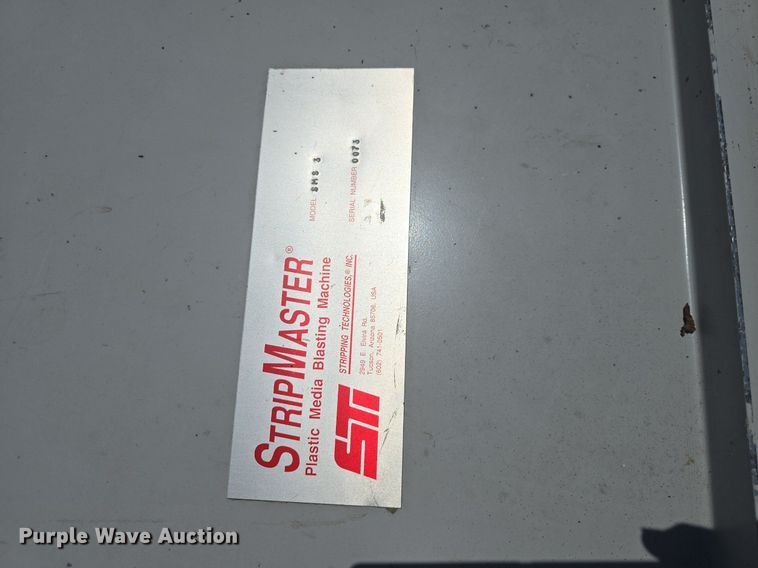 image for item EK5857 Sandblasting equipment 