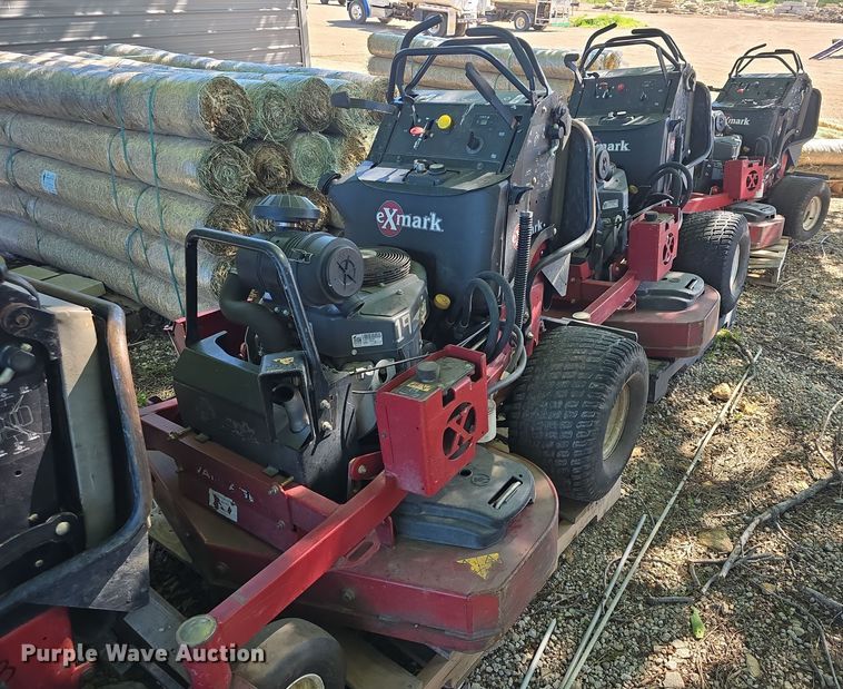 image for item EK5864 (4) Exmark S Series stand on mowers