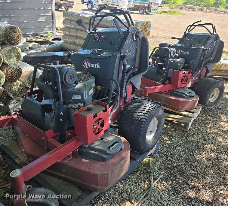 image for item EK5864 (4) Exmark S Series stand on mowers