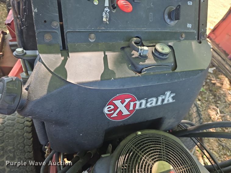 image for item EK5864 (4) Exmark S Series stand on mowers