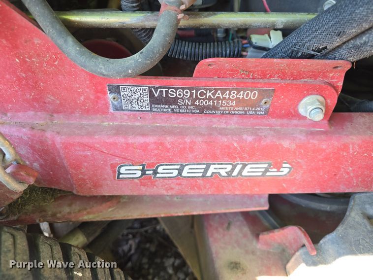 image for item EK5864 (4) Exmark S Series stand on mowers