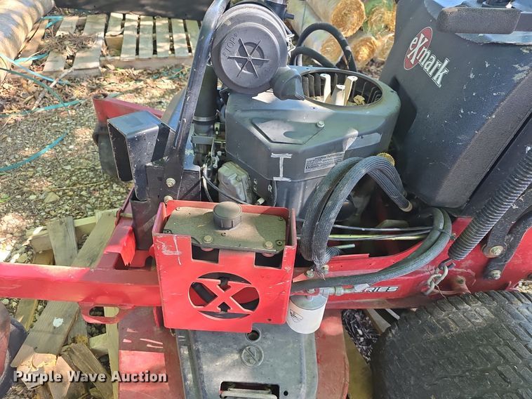 image for item EK5864 (4) Exmark S Series stand on mowers