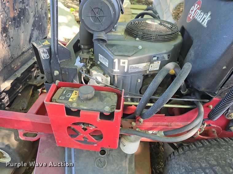 image for item EK5864 (4) Exmark S Series stand on mowers