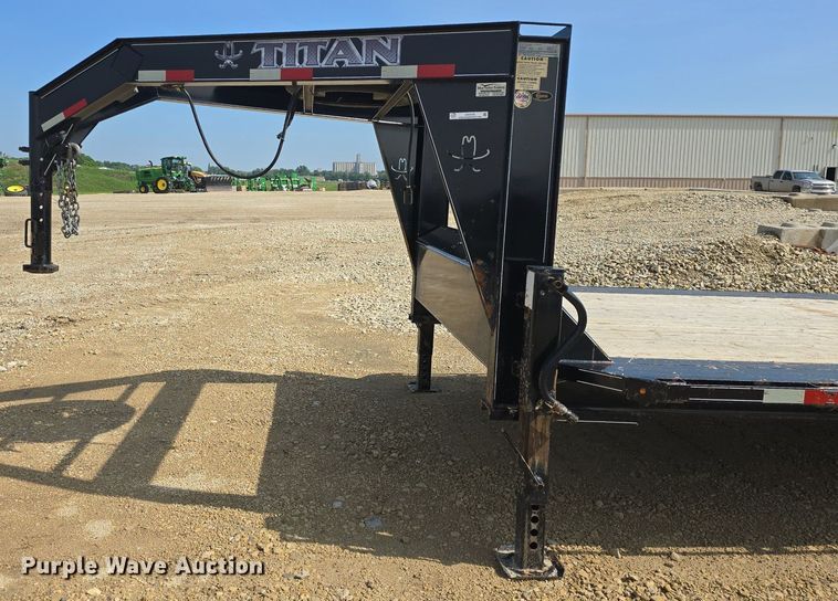 image for item EK5916 2017 Titan HU7859 equipment trailer