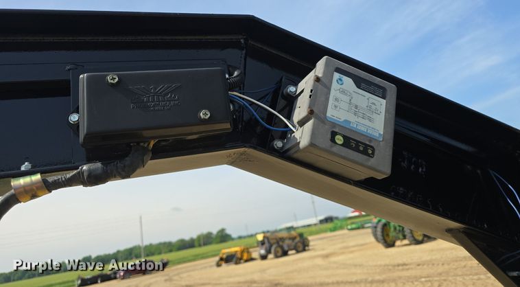 image for item EK5916 2017 Titan HU7859 equipment trailer