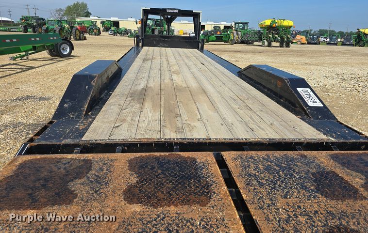 image for item EK5916 2017 Titan HU7859 equipment trailer