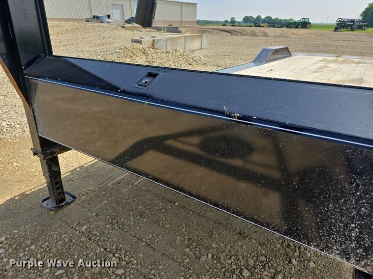 image for item EK5916 2017 Titan HU7859 equipment trailer