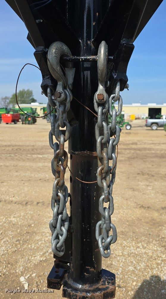 image for item EK5916 2017 Titan HU7859 equipment trailer