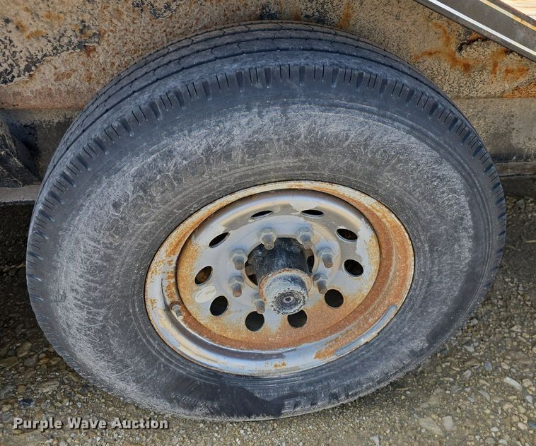 image for item EK5916 2017 Titan HU7859 equipment trailer