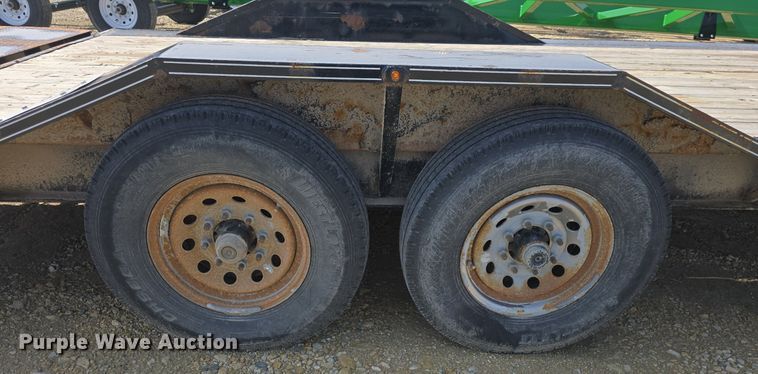 image for item EK5916 2017 Titan HU7859 equipment trailer