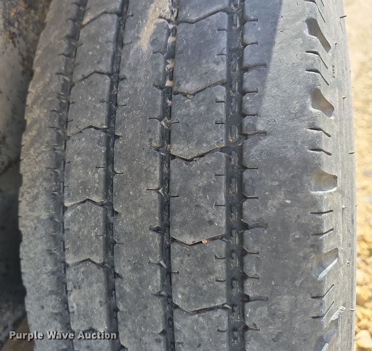 image for item EK5916 2017 Titan HU7859 equipment trailer