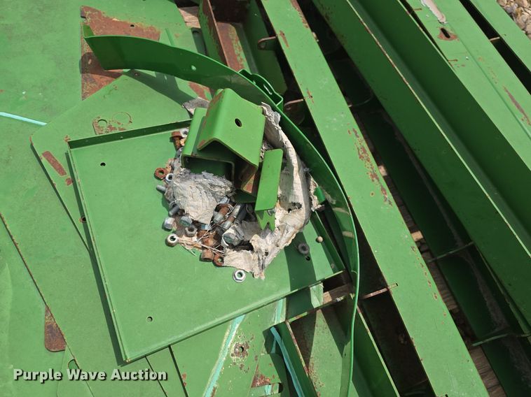 image for item EK5932 Maurer grain tank extension brackets and shields