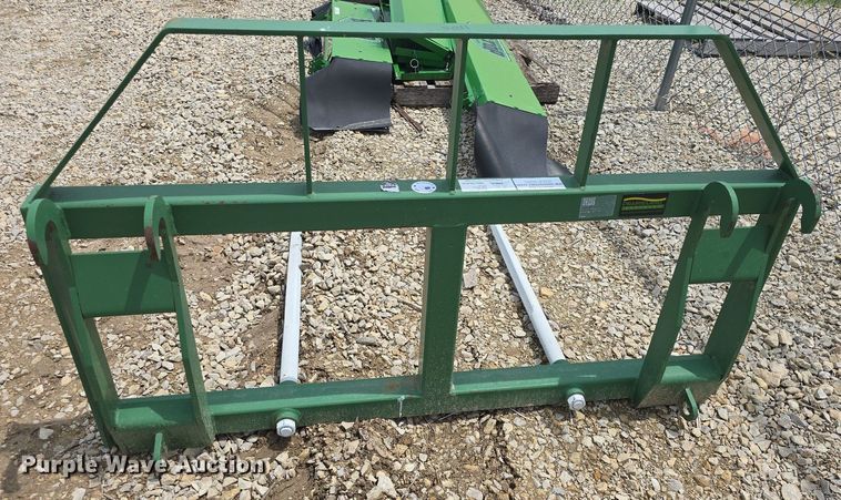 image for item EK5935 Tri-L  bale spear