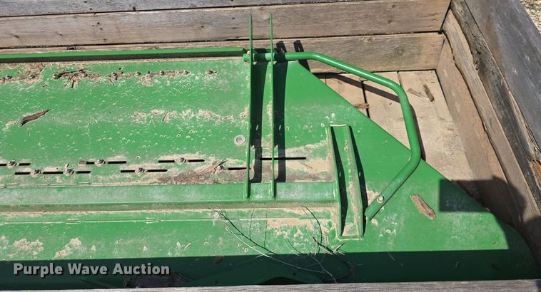 image for item EK5959 John Deere  combine tailboard