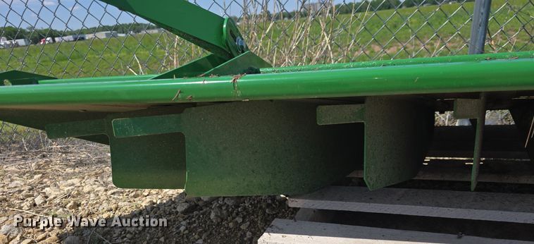 image for item EK5960 John Deere combine tailboard
