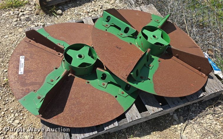 image for item EK5962 (2) chaff spreaders