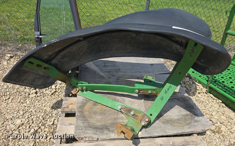 image for item EK5979 John Deere tractor parts