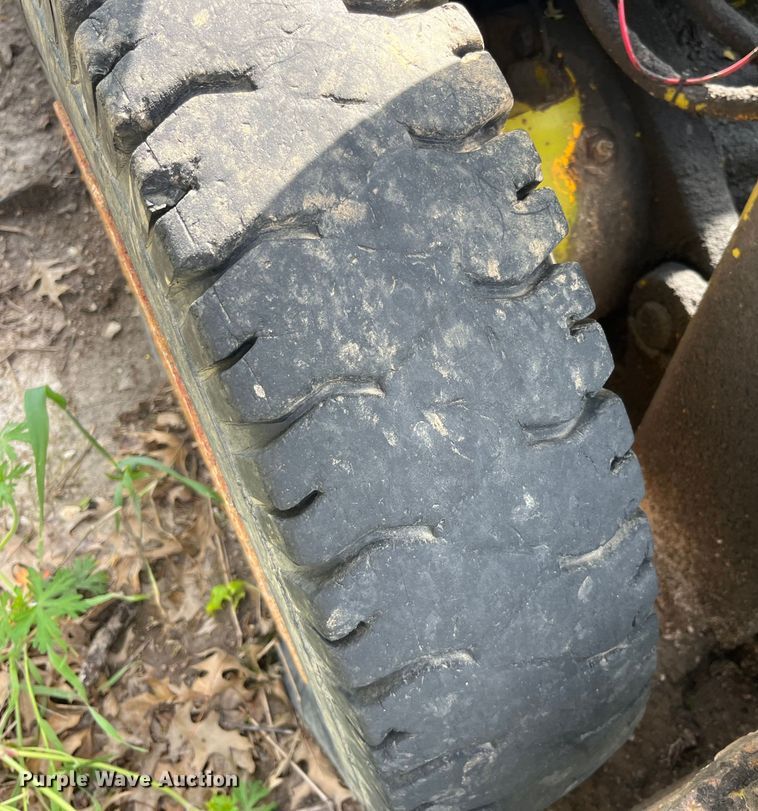 image for item EK8507 Clark C500Y-55 forklift