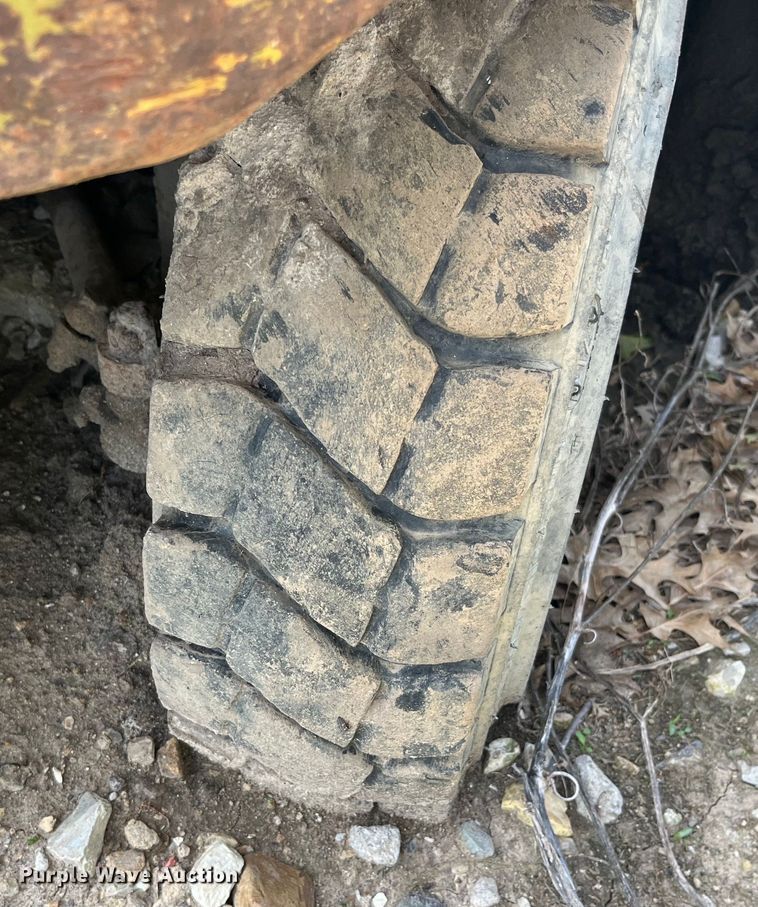 image for item EK8507 Clark C500Y-55 forklift