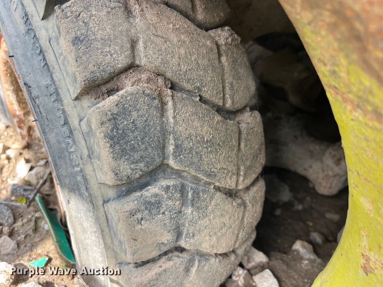 image for item EK8507 Clark C500Y-55 forklift