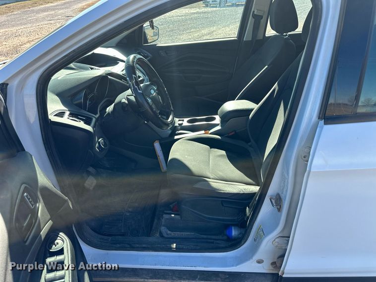 image for item EK9887 2015 Ford Escape SUV