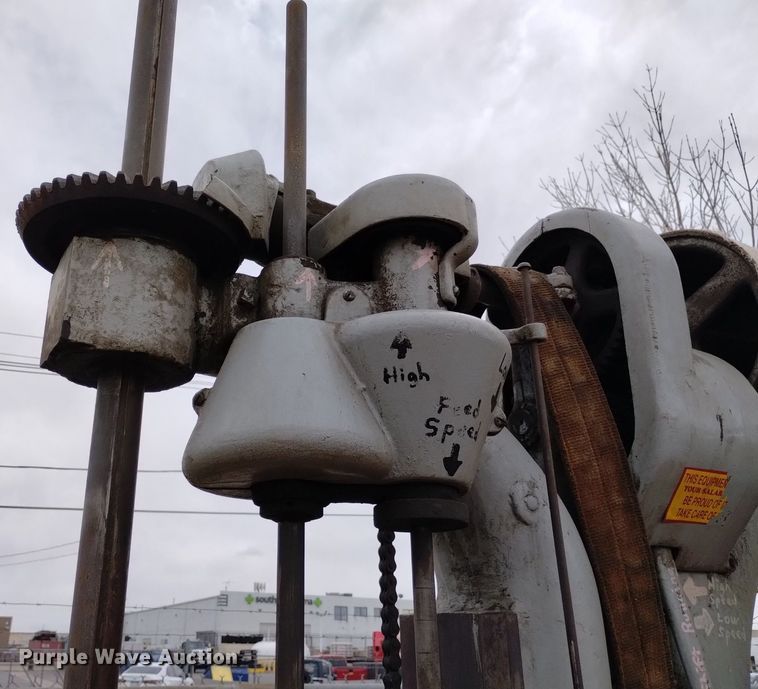 image for item EO9967 Drill press