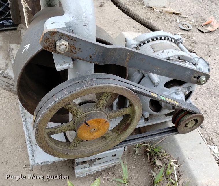 image for item EO9967 Drill press