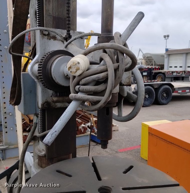 image for item EO9967 Drill press